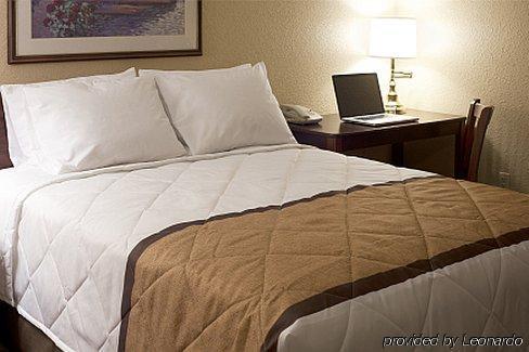 Extended America Select - - I-64 - Jefferson Avenue Hotel 2*