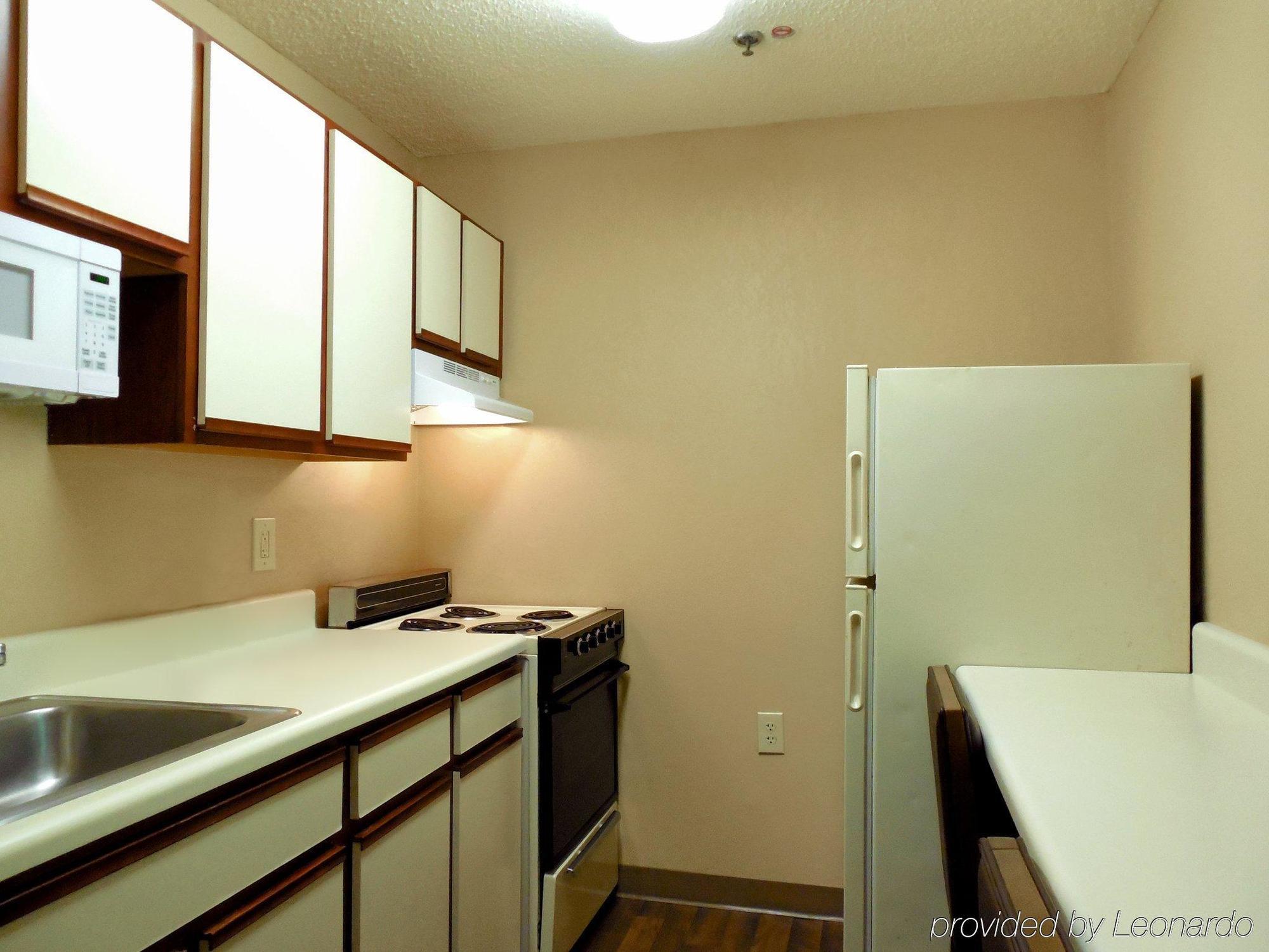 Hotel Extended America Select - - I-64 - Jefferson Avenue 2*