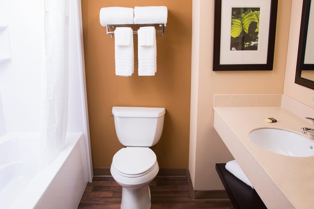 Extended America Select - - I-64 - Jefferson Avenue Hotel 2*