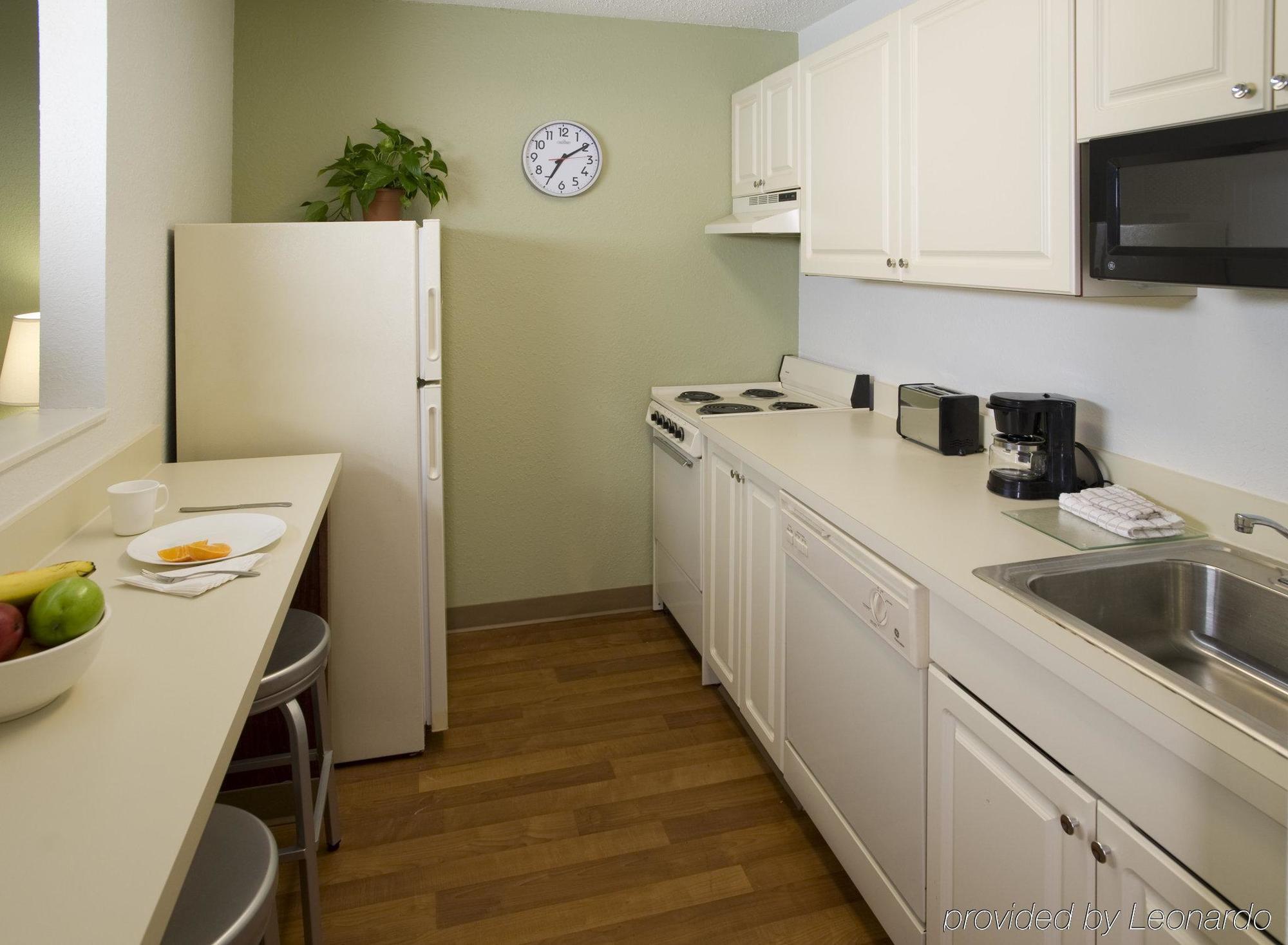 Hotel Extended America Select - - I-64 - Jefferson Avenue Newport News